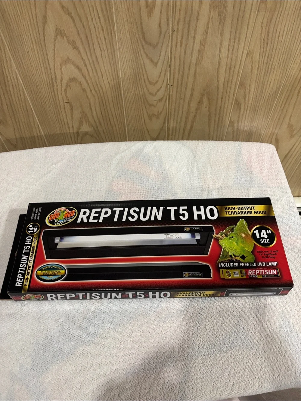 Reptisun T5 HO high output tarrarium hood